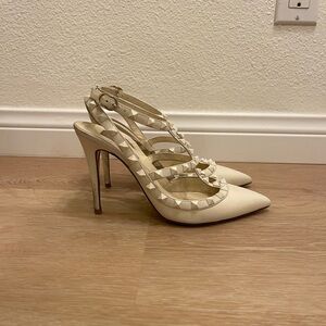 Valentino Rockstud Cage Pump 38.5